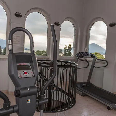 德拉托雷酒店 酒店