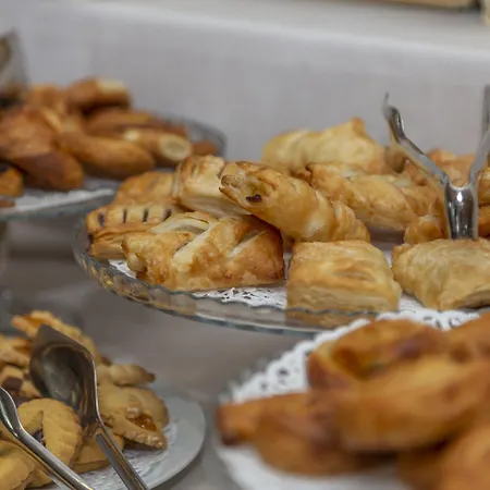 德拉托雷酒店 酒店