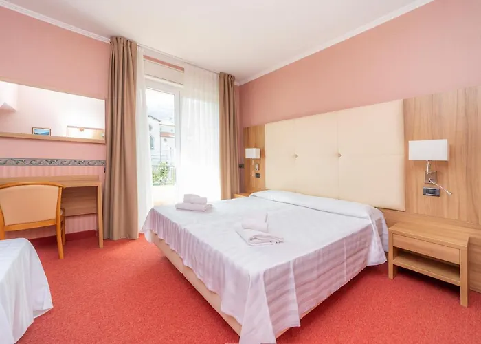 Della Torre 3* Στρέσα